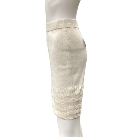 St. John Skirt Women’s SZ 2 Fine Knit Above Knee Length Lightly Stretchy Cream - Picture 2 of 4